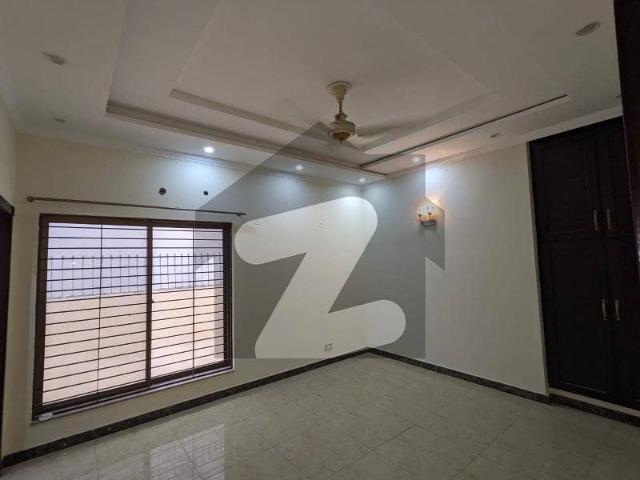 Dha phase 06 one kanal upper portion for rent lower locked permanent