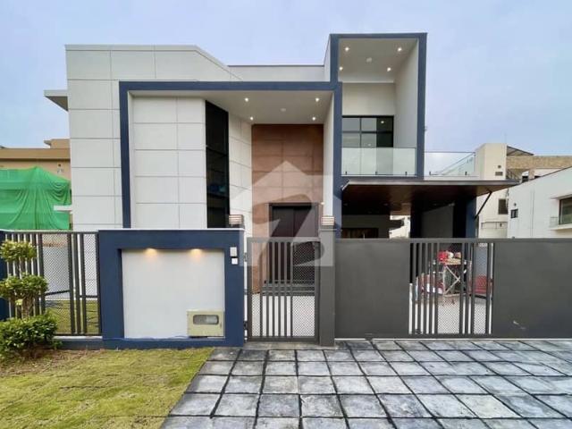 DHA Phase 2 One Kanal Luxurious Designer House For Sale
