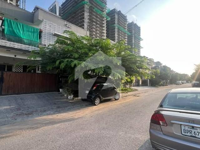 DHA Phase 2 Sector A, 1Kannal Plot For Sale