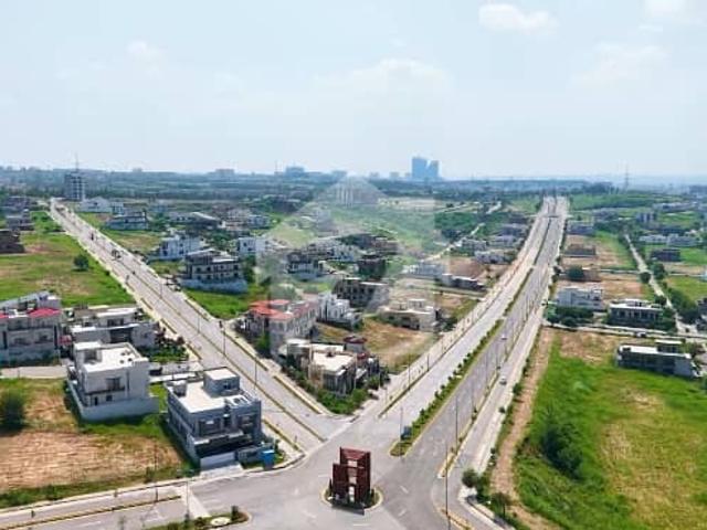 Dha phase 2 sector a solid level and straight plot