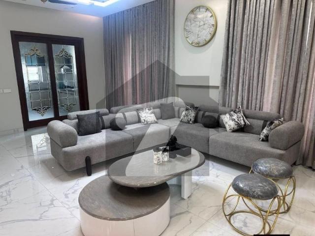 Dha Phase 7 10 Marla Full House For Rent it's having DHA Phase 7