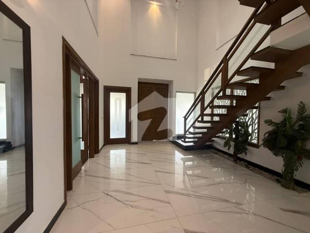 DHA Phase 7 1 Kanal Full House For Rent 5 Bed 6 AC Installed Front & Back Terrace