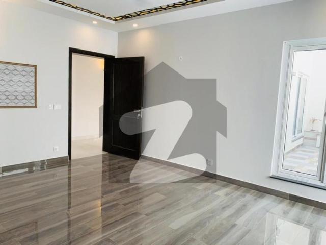 DHA Phase 7 House Sized 10 Marla For Sale DHA Phase 7