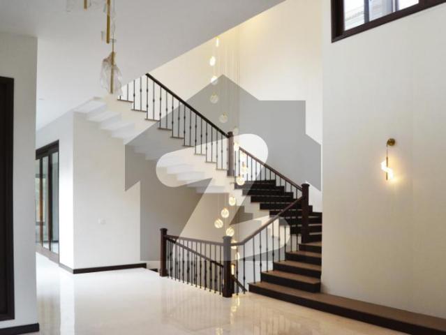 Dha phase 7, off badar brand new 1000 sq. Yards Bungalow for Sale DHA Phase 7
