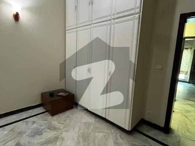 DHA Phase 4,10 Marla Full House Unit For Rent DHA Phase 4