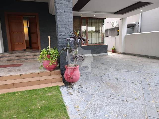 DHA Phase 5, 01 Kanal, 06 Bed, Fully Furnished Luxury House For Rent Original Pics Attached
