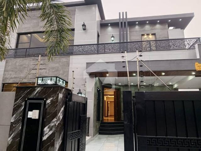 Dha Phase 5 Kanal Full House Fully Furnished For Rent