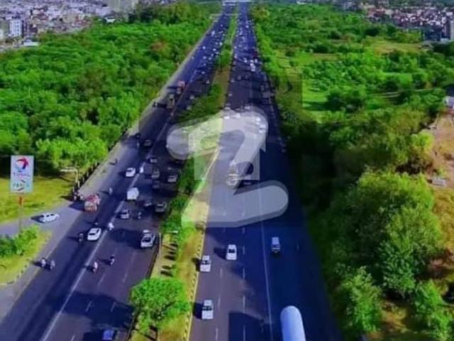 South Face plot for sale Dha Phase 5 Sector A Plot Number 25. Road no. Liaqat Ali Khan Boulevard. For Sale Direct Deal With Owner Developed Plot Possessionable Plot Ready For Construction Near Park Masjid Commercial
