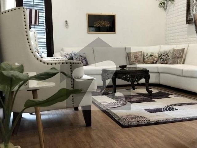 Dha phase 6 500 yards 5 bedrooms marble flooring near saheem masjid is up for urgent sale