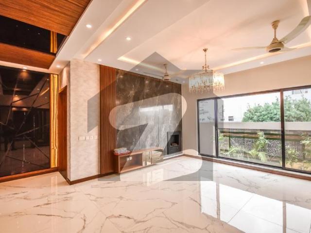 Dha phase 6 hot location house for rent dha phase 6