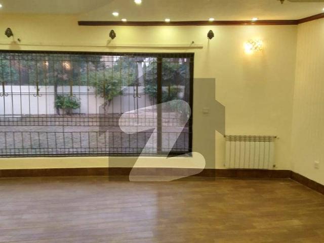 DHA Phase 6 Proper Single Story Bungalow Lavish Bungalow For Rent