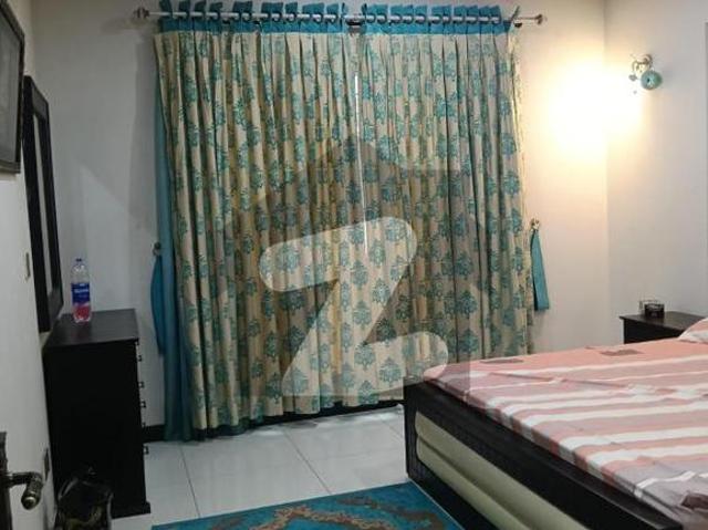 Dha phase 8 furnishied 10 marla house dha phase 8 ex park view