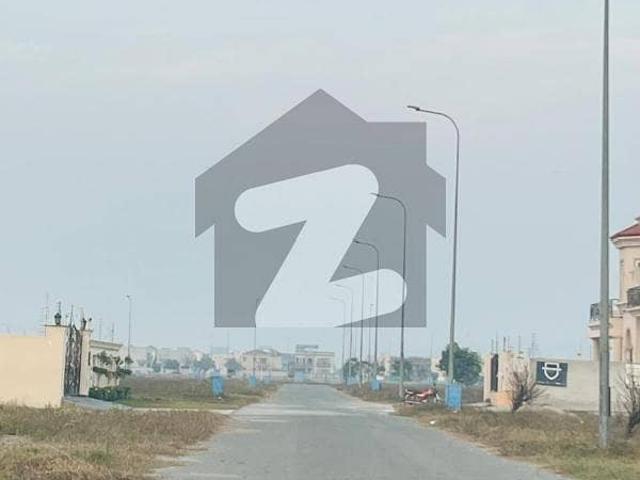 DHA Phase 8 IVY Gren Sector Z5 Main 80 Feet Road 10 Marla Plot For Sale