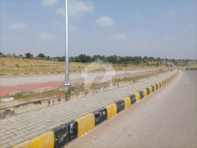 DHA Valley Magnolia Sector 8 Marla First Ballot Top Heighted Plot with Construction Letter Near to Marine Drive and Boulevard