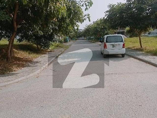 DHA Valley Islamabad Rose 8 Marla All Dues Clear Plot Available Top Hight Location Solid Land Plot For Sale