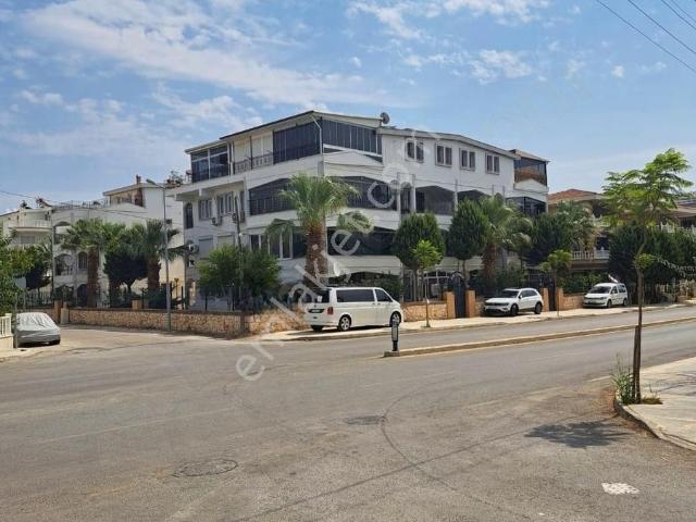 Didim De Havuzlu Site İçerisinde 4+1 Geniş Dubleks Yaz Kış Otur