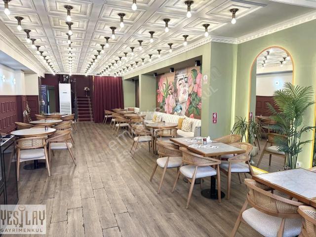 Diş Hastanesi Caddesinde Devren Kiralık Dükkan