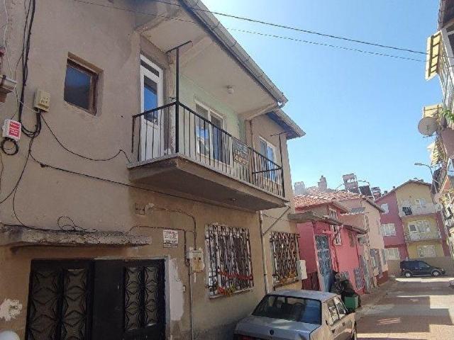 HARMAN EMLAK'TAN DİKİLİTAŞ'TA SATILIK 2 KATLI MÜSTAKİL EV