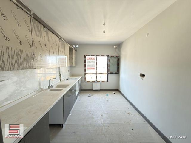 DİKMECE TOKİDE 6.BÖLGE 7.ETAP ARA KAT 3+1 KİRALIK