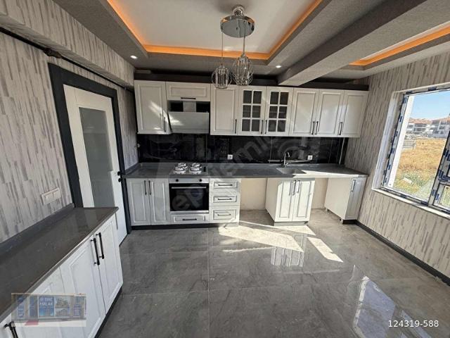 DİNÇ'TEN SATILIK ARA KAT'TA ULTRA LÜX YAPILI 2+1 DAİRE