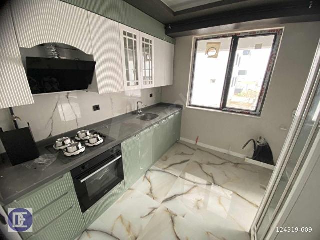 DİNÇ'TEN SATILIK YÜKSEK GİRİŞ E.BANYO'LU 3+1 DAİRE