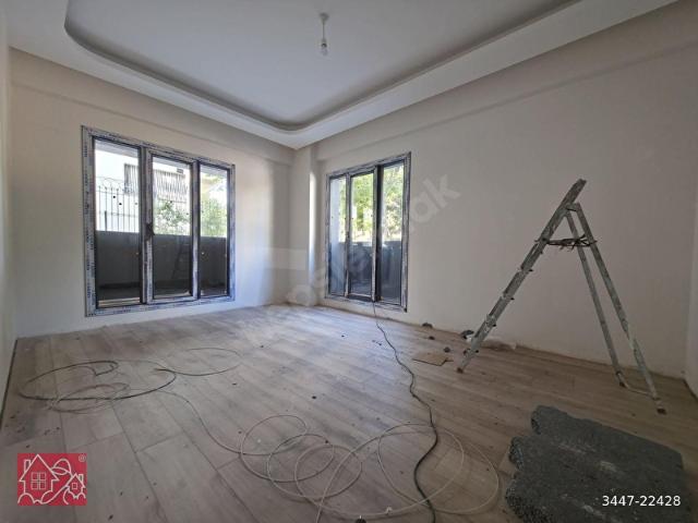DİRECT'TEN MERKEZİ KONUMDA,AYRI MUTFAKLI,EMSALSİZ M FIRSAT 2+1!