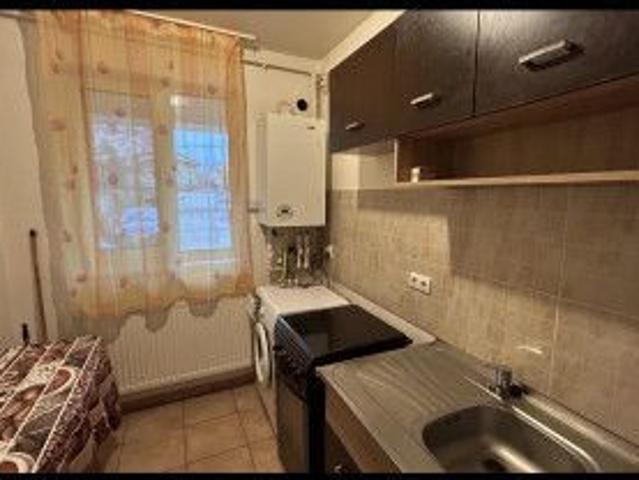 Dimitrie leonida oituz cu gradina si parcare