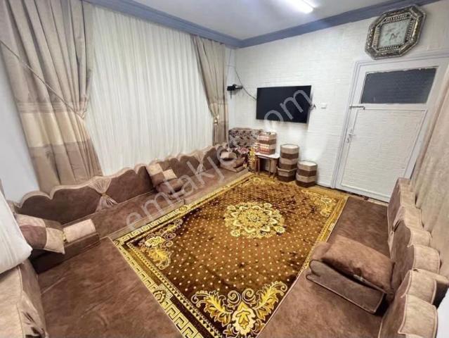 Dinçer Emlak'tan Selçuklar Mahallesinde 3+1 Ayrı Mutfak Satılık Daire