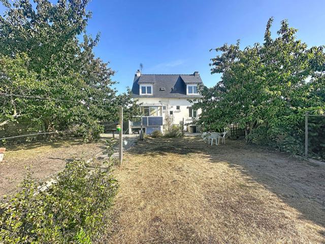 DINARD Maison familiale à réinventer à proximité du centre ville et des plages