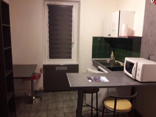 DINARD STUDIO MEUBLE ETUDIANT 120 lycée hôtelier