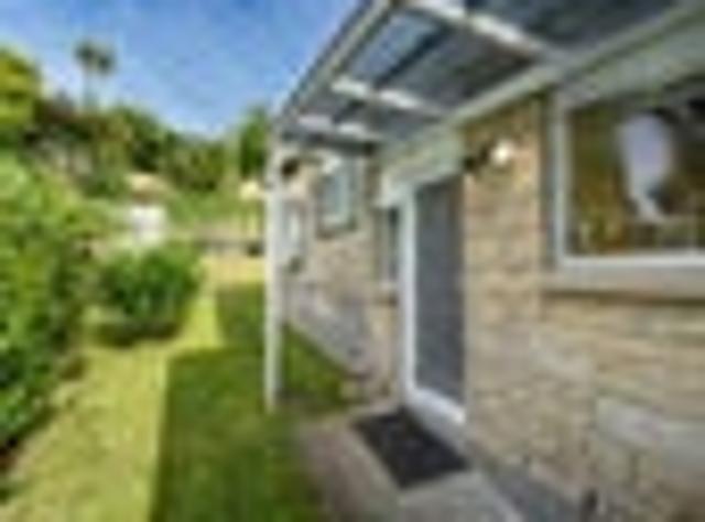 Dinsdale, 2 bedrooms, $540 pw