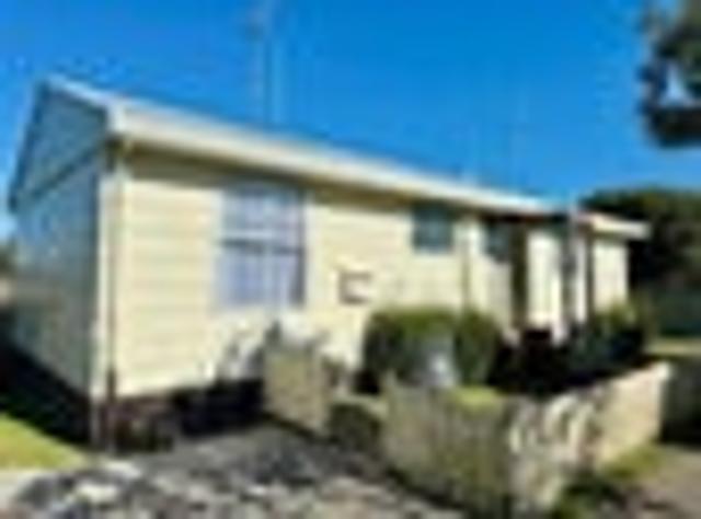 Dinsdale, 3 bedrooms, $540 pw