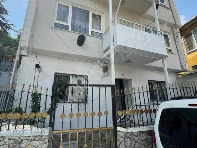 Dialog Premıumdan Osmangazi Kuruçeşmede Müstakil 3 Katlı Ev