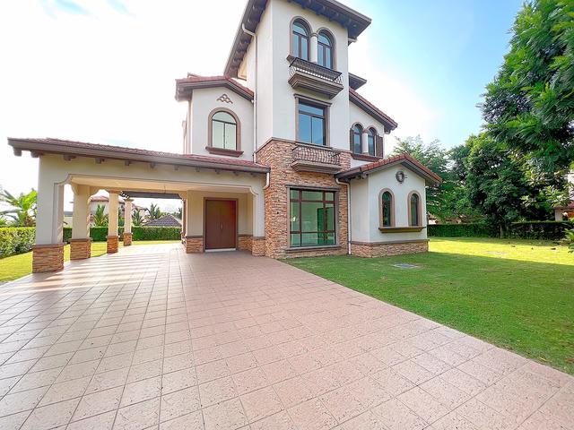 Diamond City Bungalow Corner Lot Majestic Ecohill Semenyih Full Loan