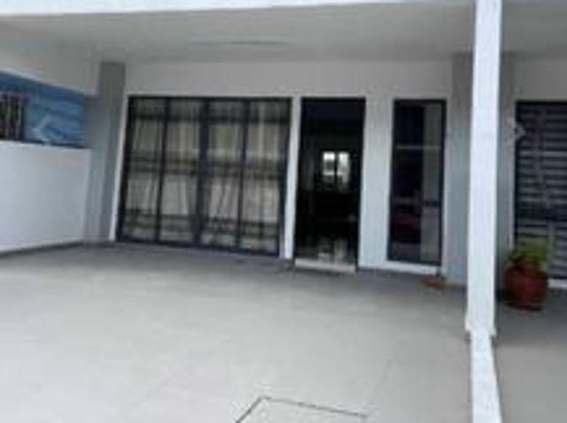Diamond City Double Storey For Rent