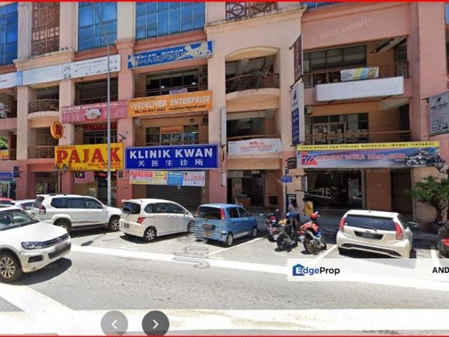 Diamond Square Ground Floor Nearby Diamond Regency Condo