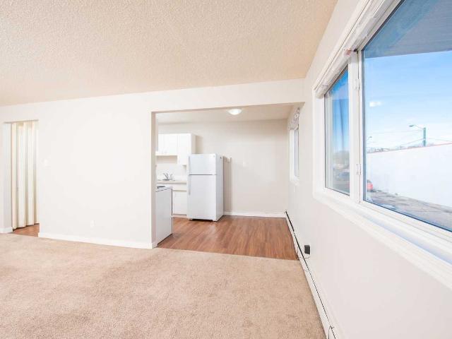 Diane Manor 1 Bedroom Apartment for Rent at 11035 124 St Nw, Edmonton, AB T5M 0J5 Westmount
