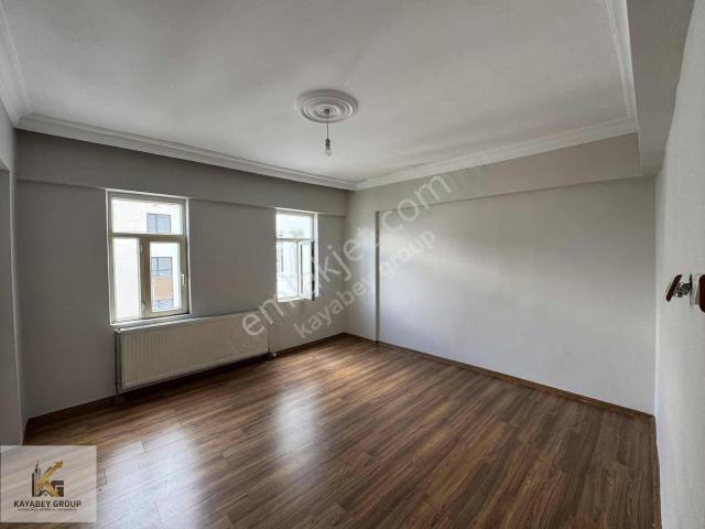 Diclekent Batı Hastanesi Yanı Kiralık 3+1 Son Kat