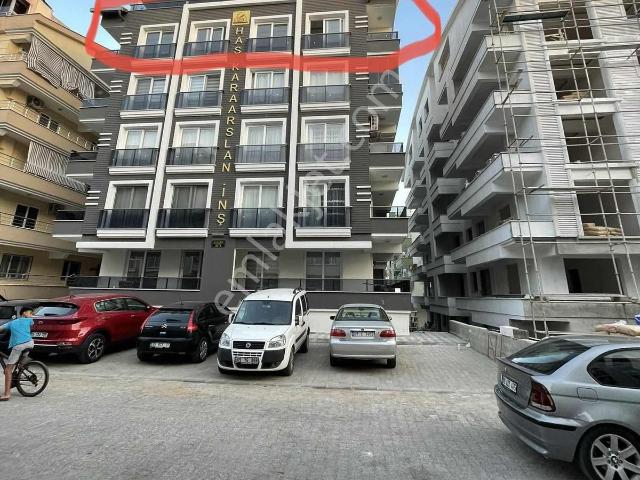 Didim Yeni Mahalle'de Satılık 3+1 Ayrı Mutfak Daire