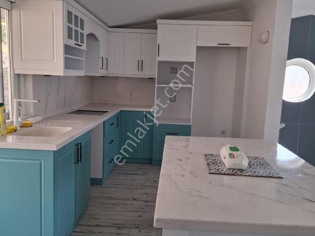 Didim Akbük’te Deniz Manzaralı, Havuzlu Site İçerisinde 2+1 Dubleks