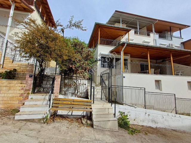 Didim Akbük’te Denize Sıfır Satılık Yazlık