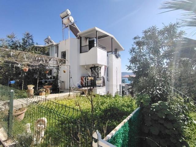 Didim Akbük’te Site İçinde, 3 Katlı, 3 Cepheli Satılık Villa | Krediye Uygun