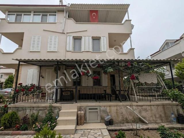 Fiyat Düştü.acil!didim Akbük’de Site İçerisinde Daire Fiyatına, 4+1 İkiz Villa