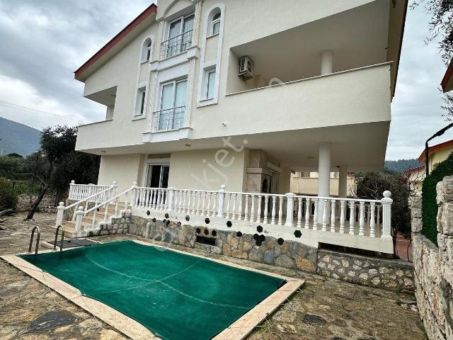 Didim Akbük'de Full Eşya Cazip Fiyat Tam Müstakil Villa