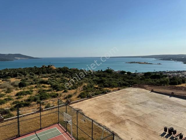 Didim Akbükte Muhteşem Manzaralı Havuzlu Sitede 1+1 Daire