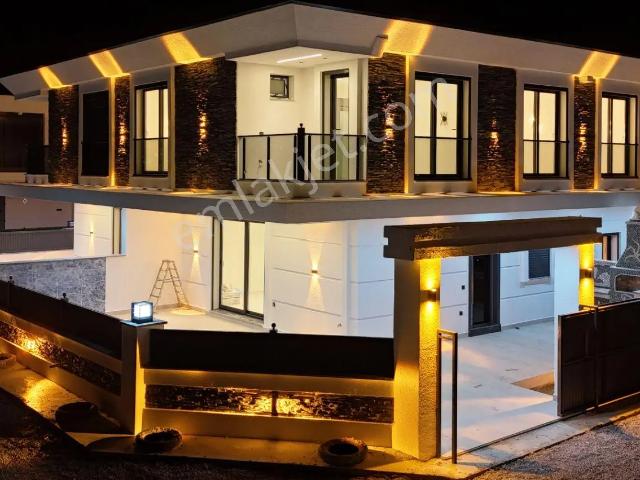 Didim Altınkum Satılık Full Eşyalı Müstakil Havuzlu 3+1 Lüx Villa