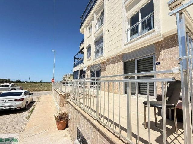 Didim Çamlık 3.koyda Havuzlu Sitede 1+1 Ve 1+0 2 Adet Eşyalı Daire