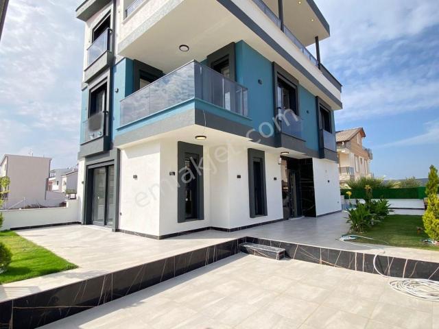 Didim’de Denize Yakın Satılık Villa