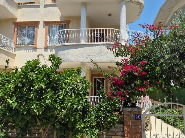 Didim De Satılık Altınkum Mahallesinde Yeşilkent Te 3+1 Tripleks Villa