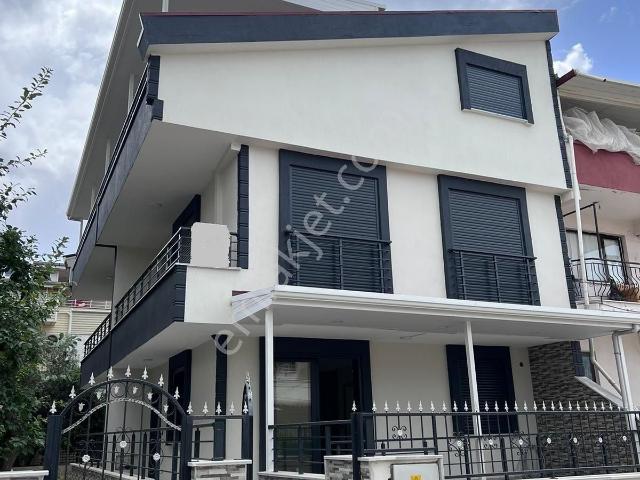 Didim Mavişehirde Sıfır 3+1 Lüx Villa